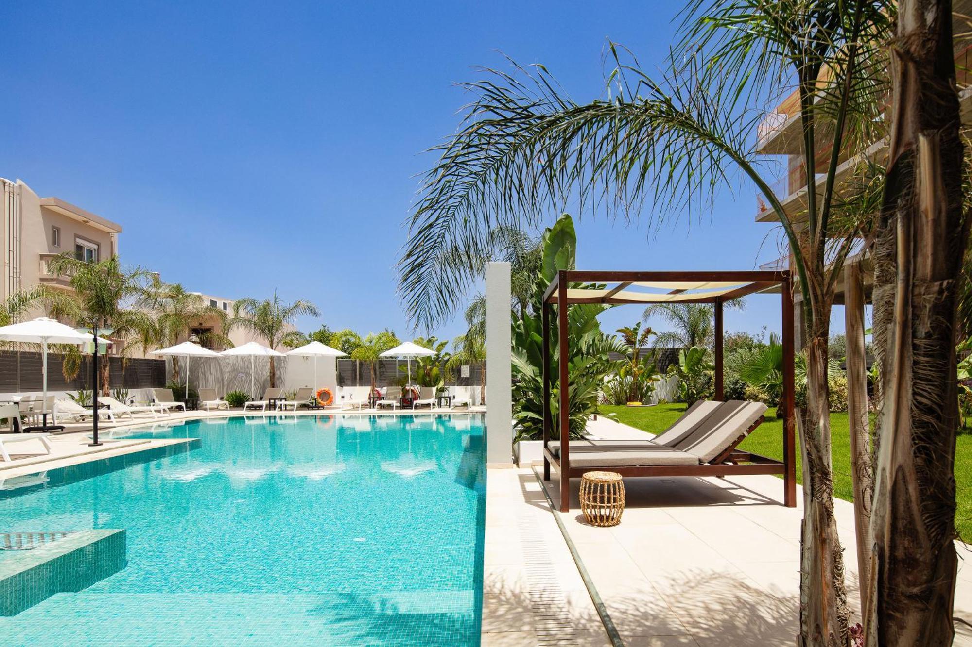 Sapphire Horizon Suites Kíssamos Eksteriør bilde