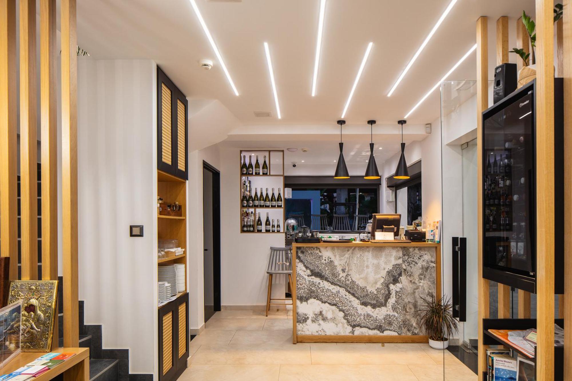 Sapphire Horizon Suites Kíssamos Eksteriør bilde