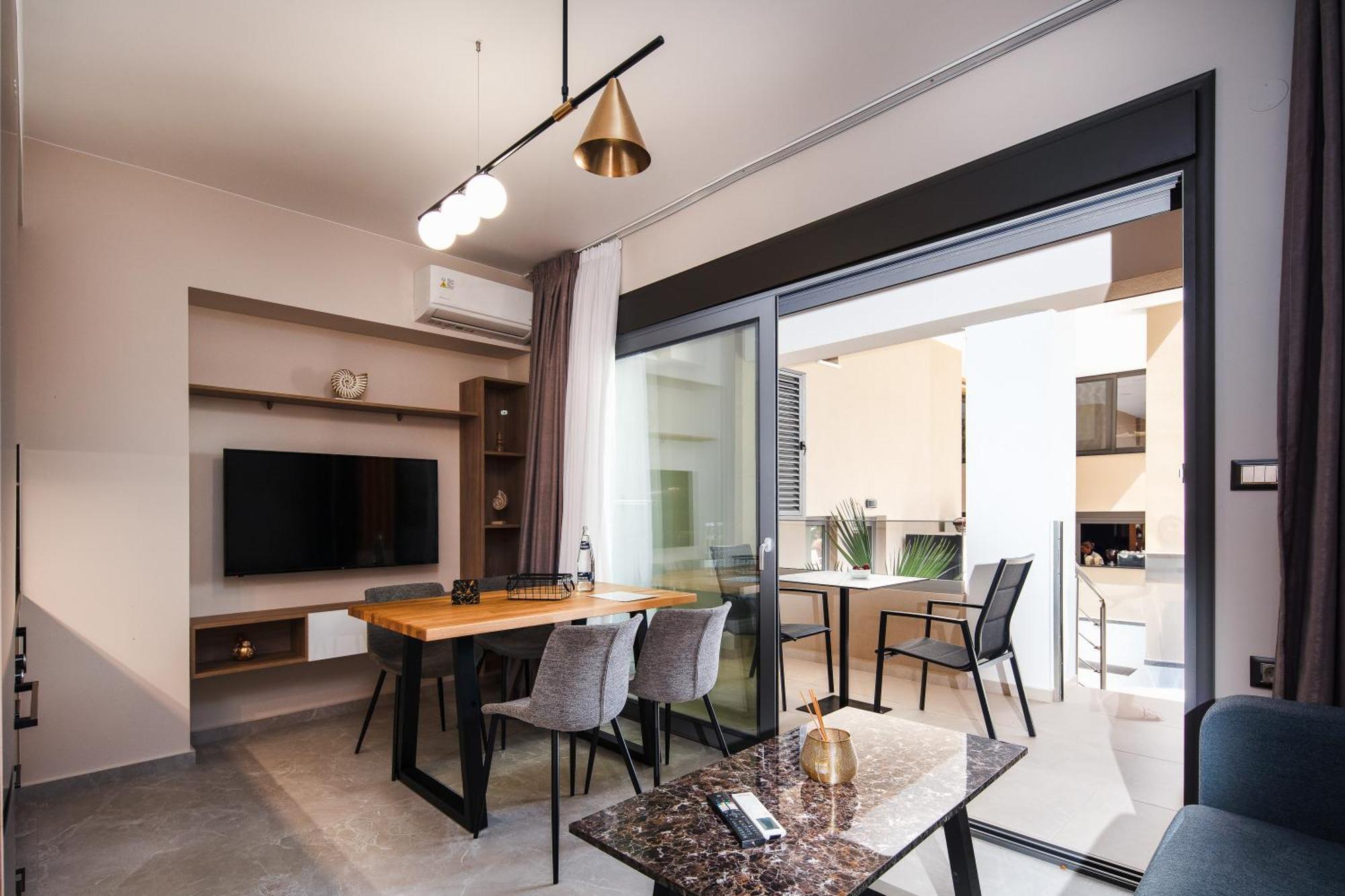 Sapphire Horizon Suites Kíssamos Eksteriør bilde