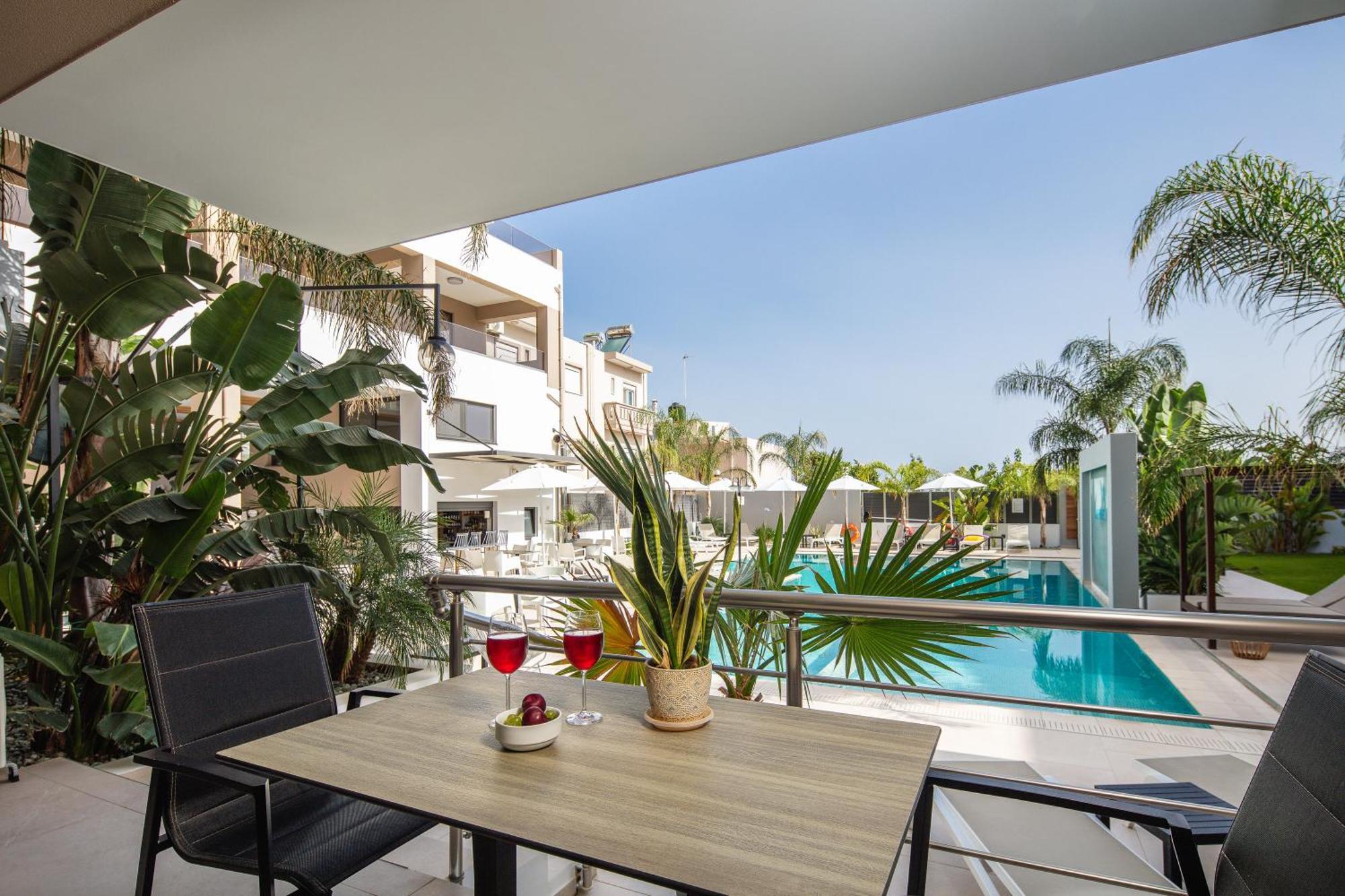 Sapphire Horizon Suites Kíssamos Eksteriør bilde