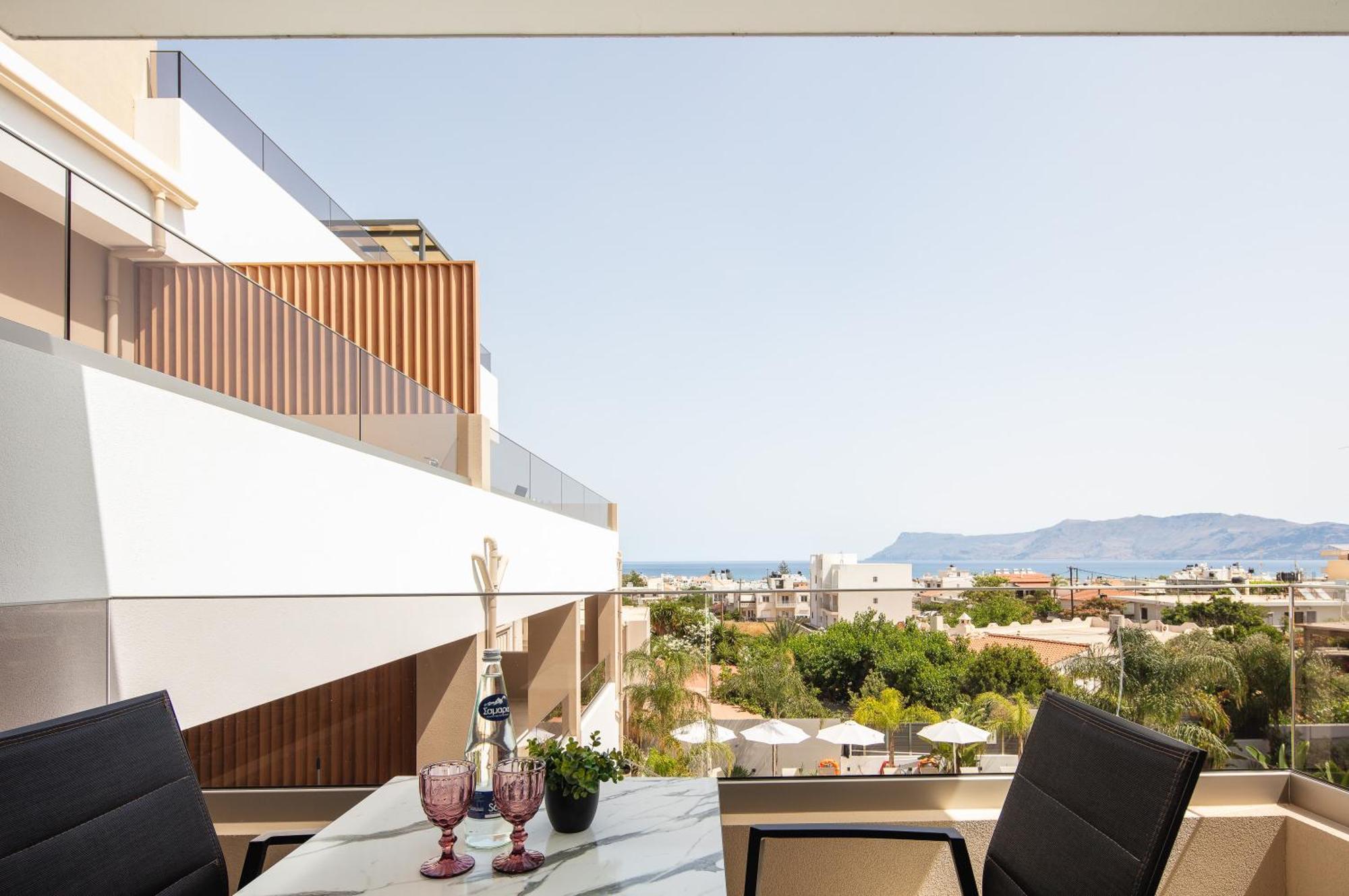 Sapphire Horizon Suites Kíssamos Eksteriør bilde